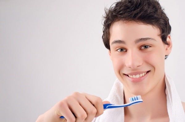 5 Crucial Steps to Include in Your Daily Dental Hygiene Routine